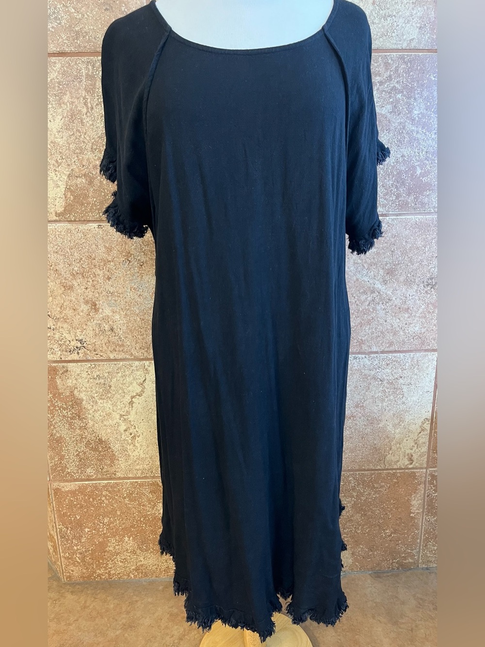 Umgee Black Women's Fringe Sleeve Shift Dress Size 1X